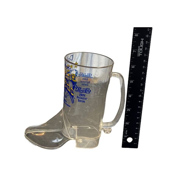 Dolly Parton's Dixie Stampede Dinner And Show Collector Plastic Western Boot Mug - Picture 2 of 9